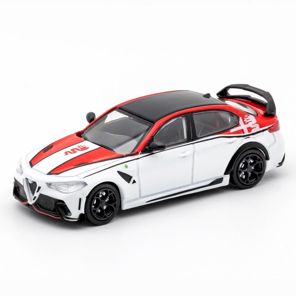 QGDM1 DCT 1/64 Alfa Romeo Giulia GTAm Model Sports Car Vintage Cars Diecast Vehicle Collection Toy for Adults
