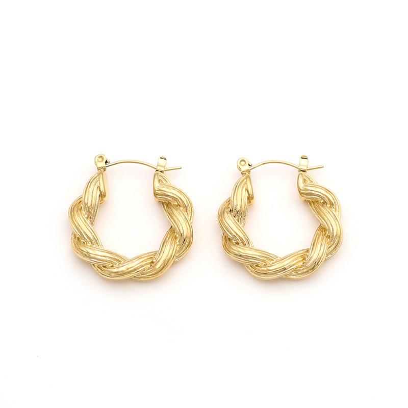 Accessories French Light Luxury Geometric Titanium Steel Ear Buckle Women'S Niche Personality 18K Gold Twist Earrings, High Sense
