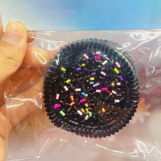 Biscuits Squeeze Toy Simulation Sandwich Biscuits Stress Relief Toy Ultra-Soft Fidget Toy for All Ages Stocking Stuffer Anxiety Management