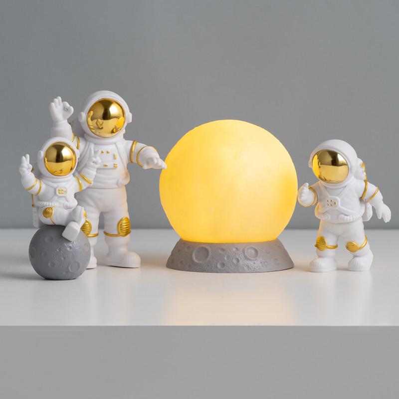 Astronauten-Figur-Ornament für Wohnzimmer oder Kinderzimmer - Weihnachtsgeschenk-Deko Weltraumfahrer