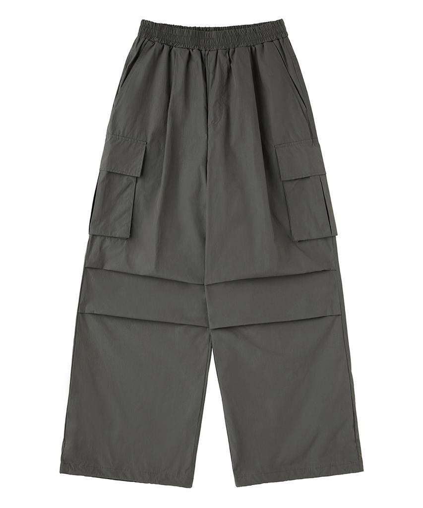 URBANAGE Waterproof Single-Pleat Cargo Parachute Wide Pants_Gray