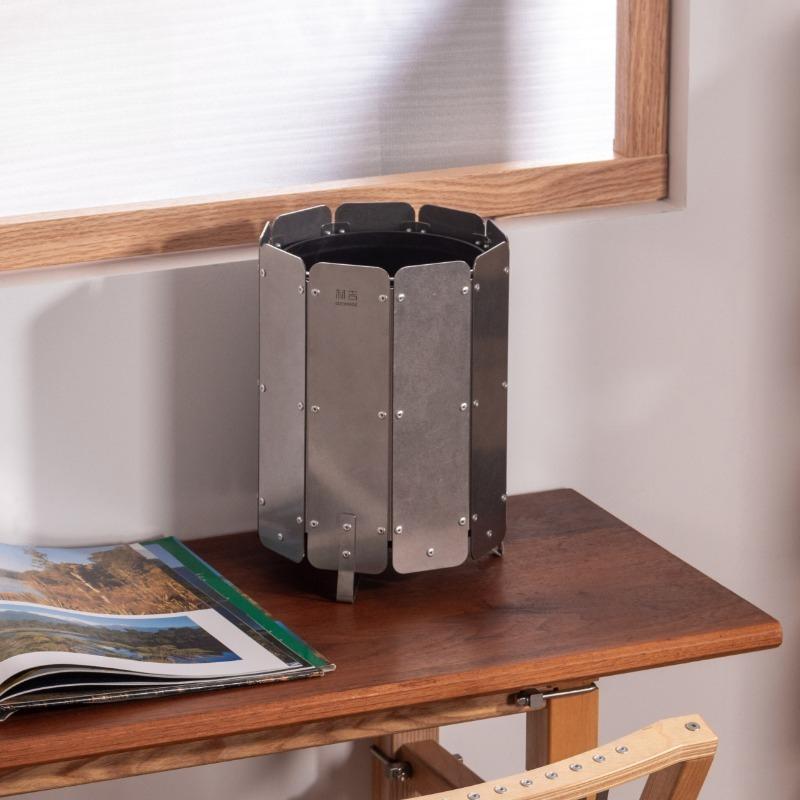 

Creative Indoor Metal Trash Can, Multi-purpose for Home Desktop & Office Floor, Stylish Durable Waste Bin