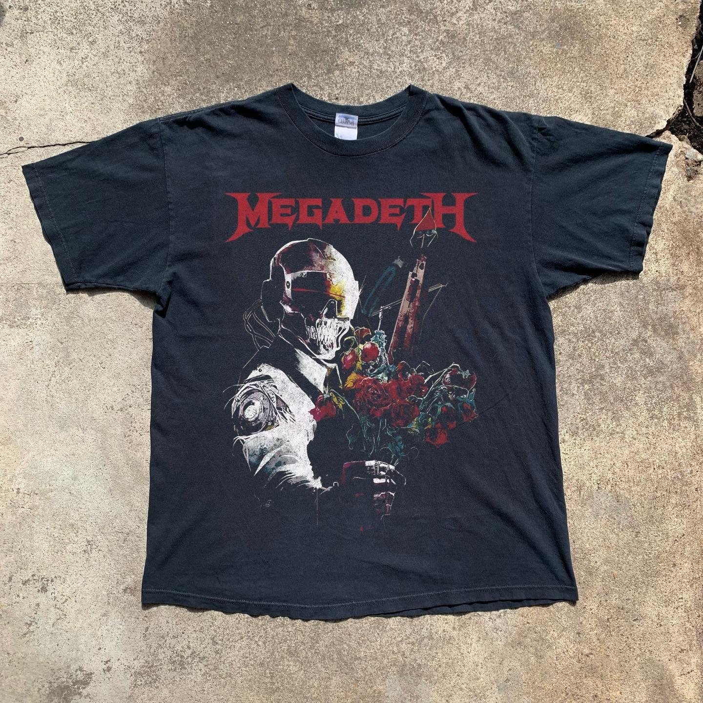 Megadeth Vic Rattlehead & Roses Black Unisex T-shirt Size S-5XL XL