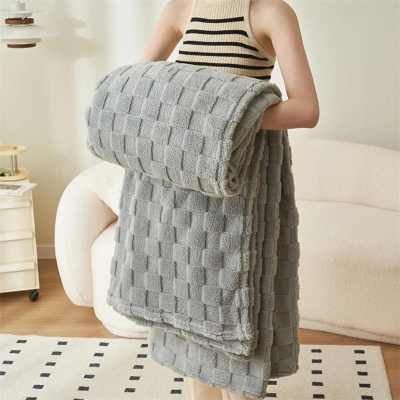 Waffle Plush Multifunctional Blanket Plaid Soft Warm Throw Blanket 3D Checkered Striped Lightweight Blanket All Seasons