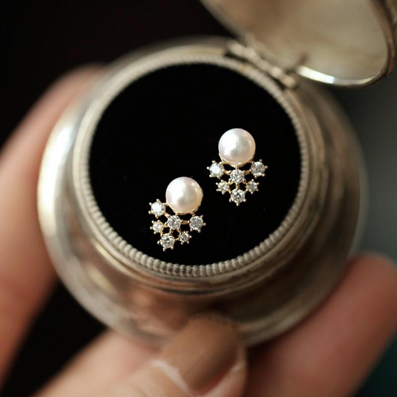 

Fashionable and Luxurious Zircon Imitation Pearl Star Earrings, Women s Exquisite Daily Party Zircon Gifts