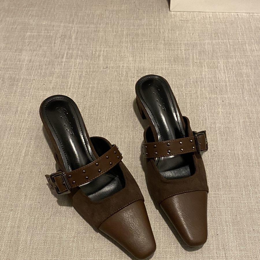 2025 Spring and Summer New Fashion Internet Celebrity Catwalk Retro Black Rivet Square Head High Heel Sandals Women's Half Drag Outside