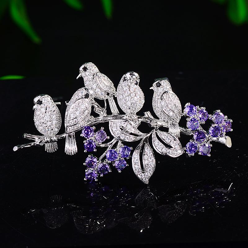 Chinese Magpie & Flowers Zircon Brooch – Exquisite Cheongsam Accessory