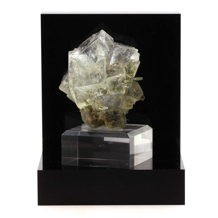 Fluorite + Quartz 714.3 carats