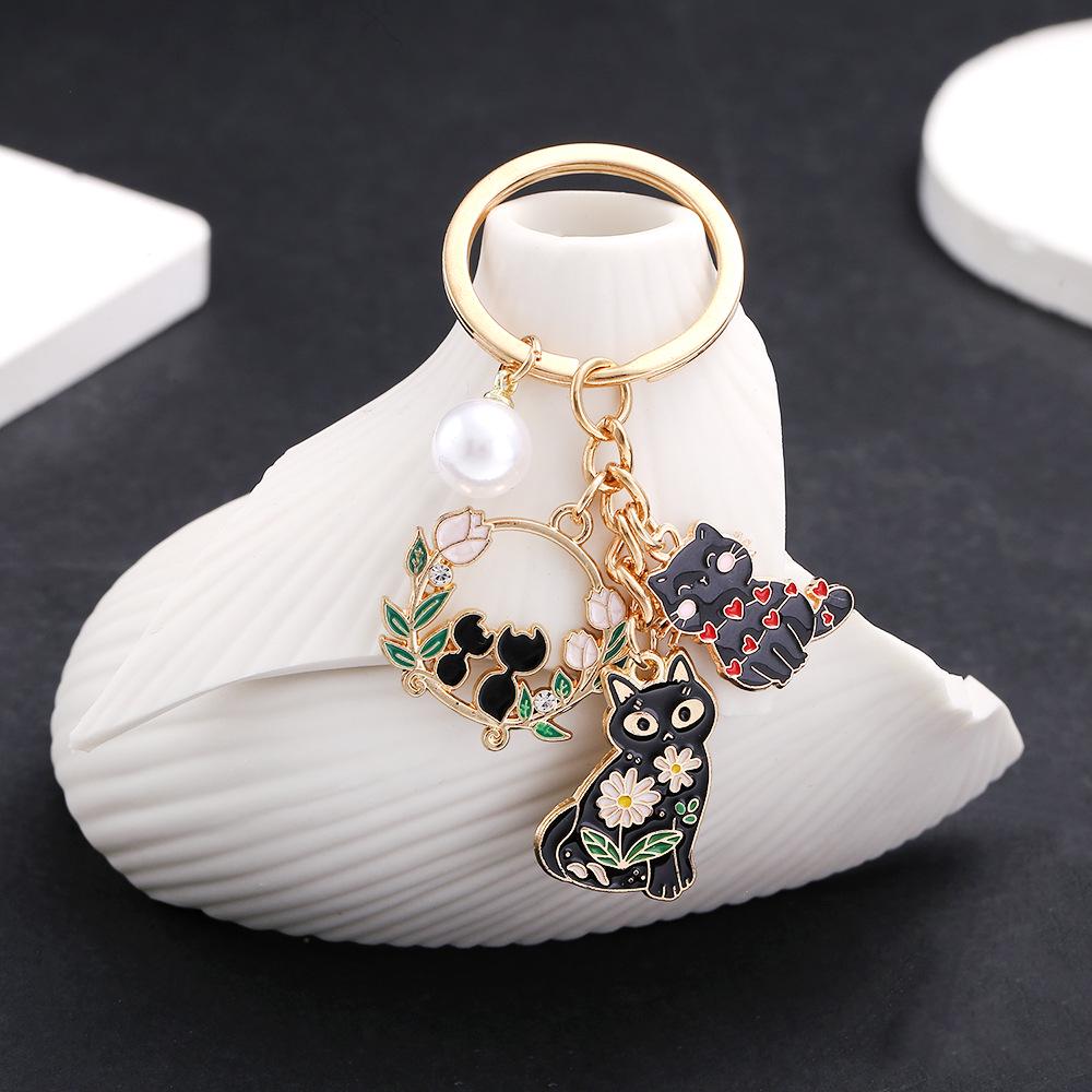 Black Heart Cat & Flower Pearl Keychain Pendant
