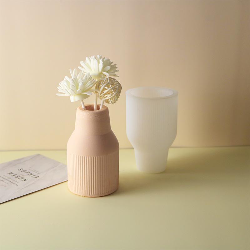 Zhongcheng Nordic Light Luxury Stripe Resin Vase Mold - DIY Silicone Epoxy