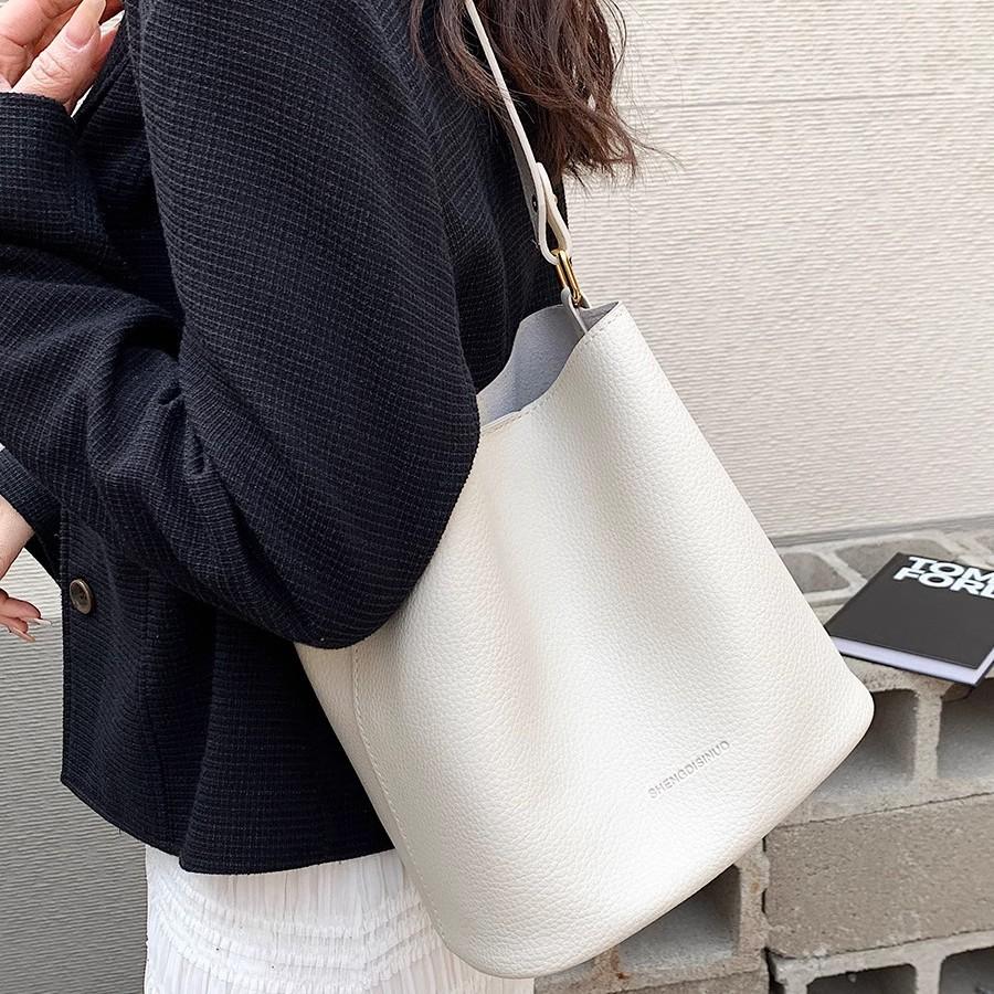 Bucket Women's Bag New Niche Fashion Shoulder Messenger Bag Feeling Large Capacity Versatile Soft Leather Underarm Bag