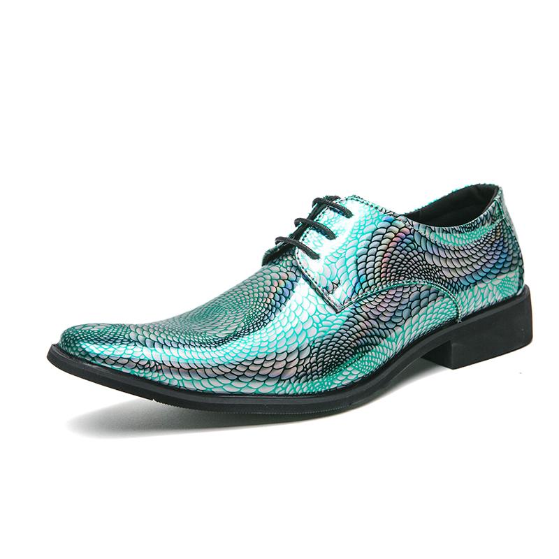 Men's Fashion Party Leather Shoes Patent Leather Pointed-toe Shiny Shoes Men Dress Business Grace Shoes Men Wedding Casual Flats