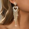 Modische und trendige neue unregelmäßige mehrfarbige Quasten-Doppelherz-Ohrringe Ohrringe Ohrringe Ohrringe, vielseitige Accessoires