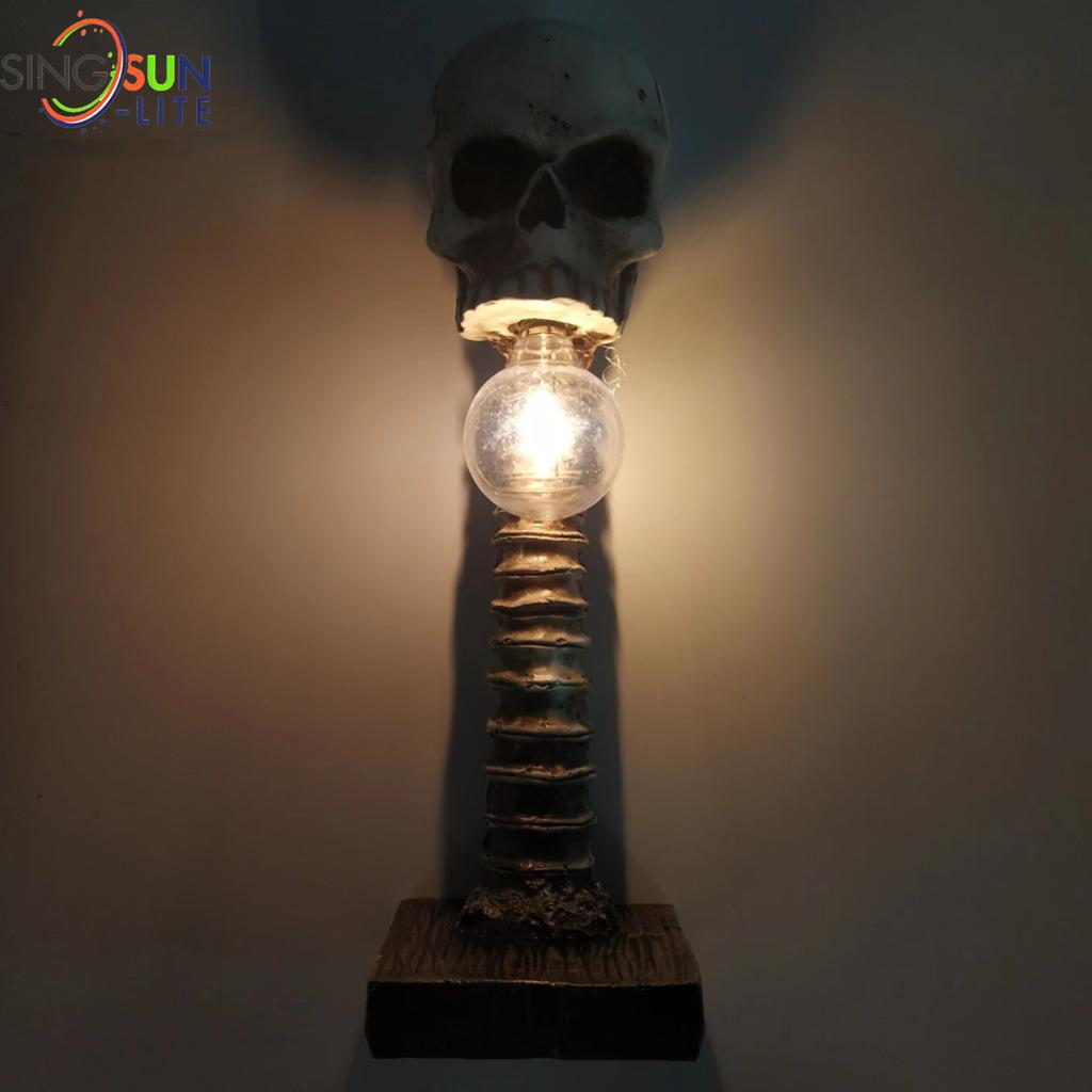 Halloween Skull Skeleton Lamp Horror 3D Statue New Table Light Creative Party Ornament Prop Home Bedroom Decoration Scary Prop