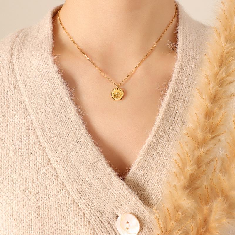Light Luxury Geometric Angel Pendant Necklace - Gold Plated Titanium Steel Clavicle Chain
