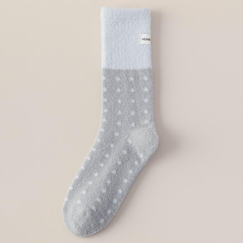 Plush Socks Medium Tube Socks Retro Polka Dot Cloth Label Stacking Stockings Plush Thickened Thermal Socks