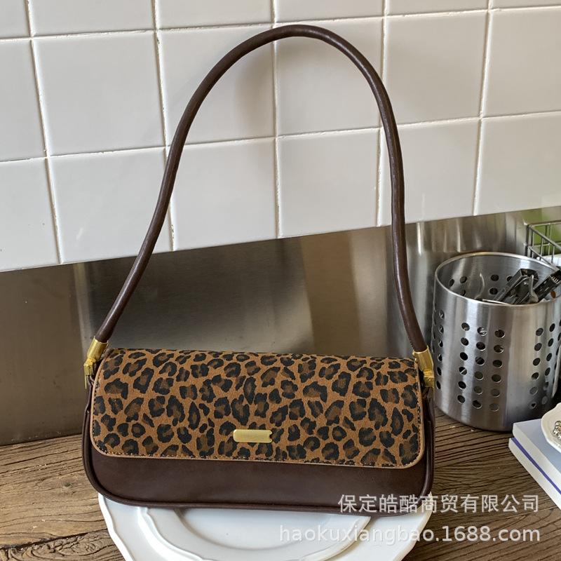 Large-capacity Bag Women's Autumn and Winter Versatile 2025 New Simple Korean Version Niche Design Single Shoulder Underarm Bag Method Stick Bag