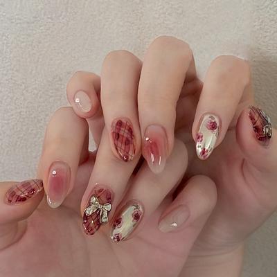 Künstliche Nägel – Nageltips & künstliche Nägel