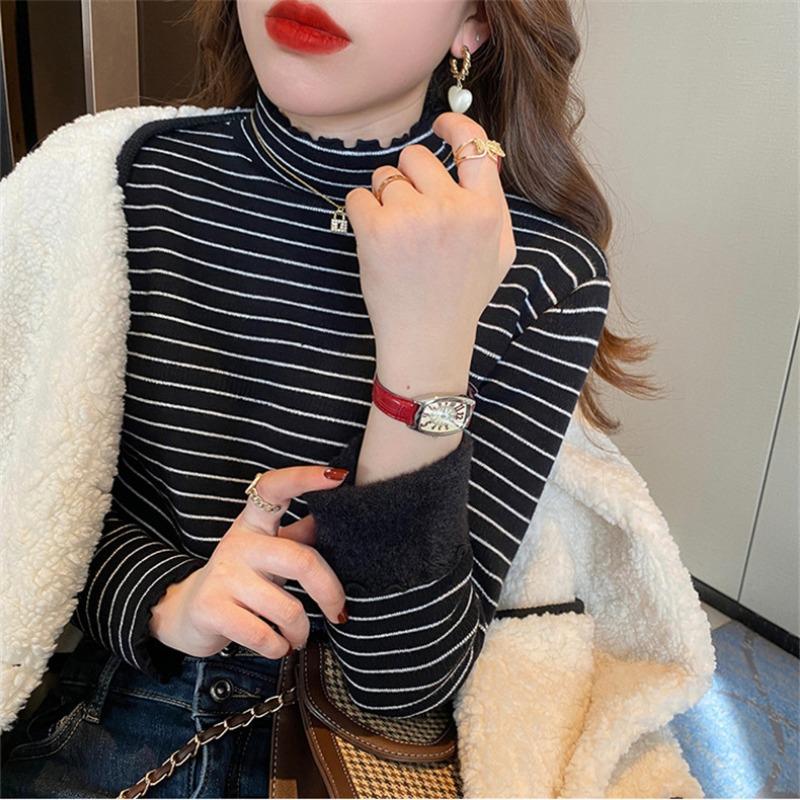 Autumn and winter new warm thickened knitted bottoming shirt women's stripe versatile integrated velvet semi-turtleneck pullover sweater inner