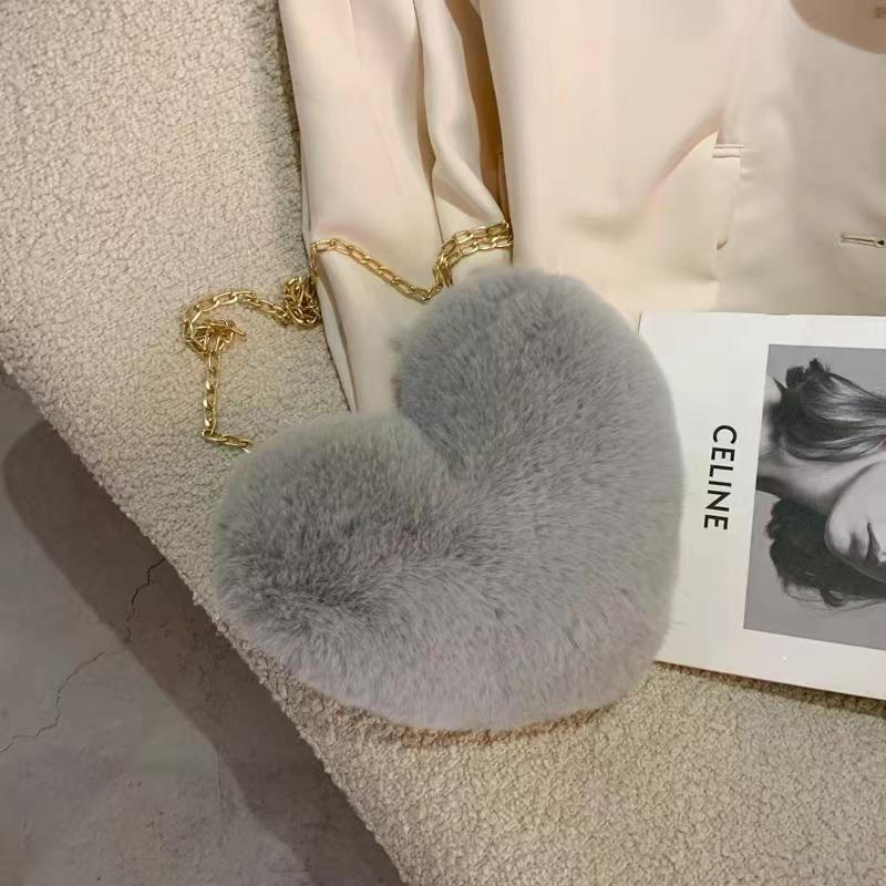 Borsa a tracolla in peluche a forma di cuore carina da donna Borsa a spalla con catena