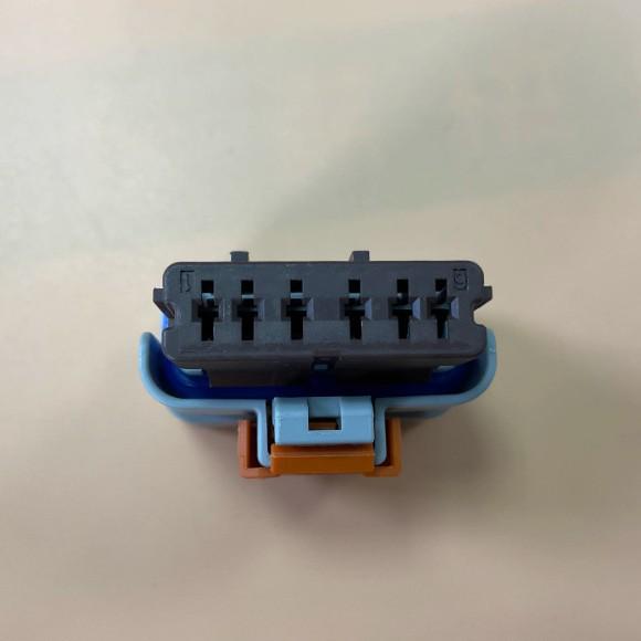 6-Hole Car Connector Wiring Harness 211PC062S1149