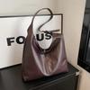 Large capacity bag women's autumn new fashion shoulder bag simple fashion large capacity commuter tote bag women
