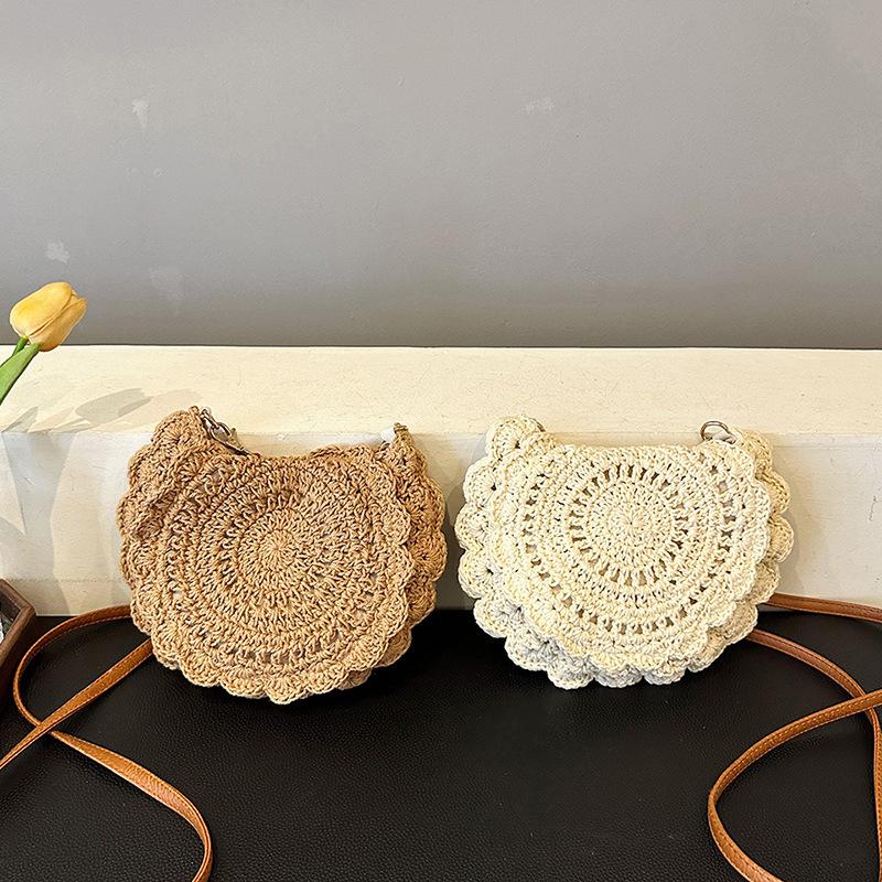 Vintage Woven Handbag New Vacation Round Summer Beach Bag Fashion Crossbody Bag Ladies Messenger Bags Premium Durable