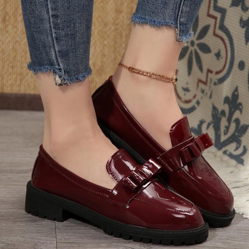 2025 New Patent Leather Glossy Tassel Mid Heel Retro Loafers European and American Stylish Casual Shoes Women
