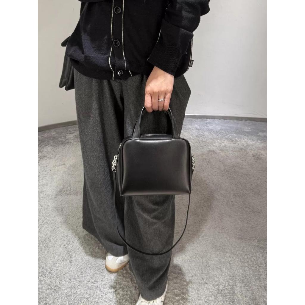 TR same Ray small square bag, leather simple portable shoulder messenger bag, tofu bag, hand carry camera bag, tote bag