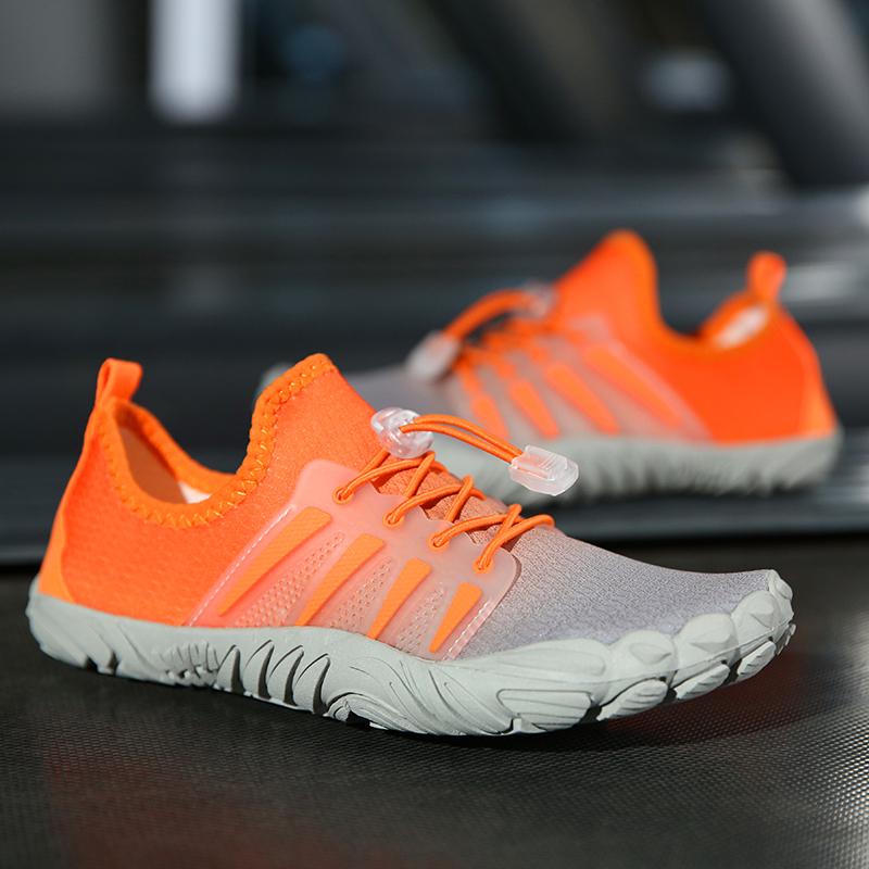 Fashion New Couple Water Shoes Aqua Shoes Five-finger Swimming Shoes 35-46 Size Beach Sports Shoes Fashion Men's Fitness Shoes
