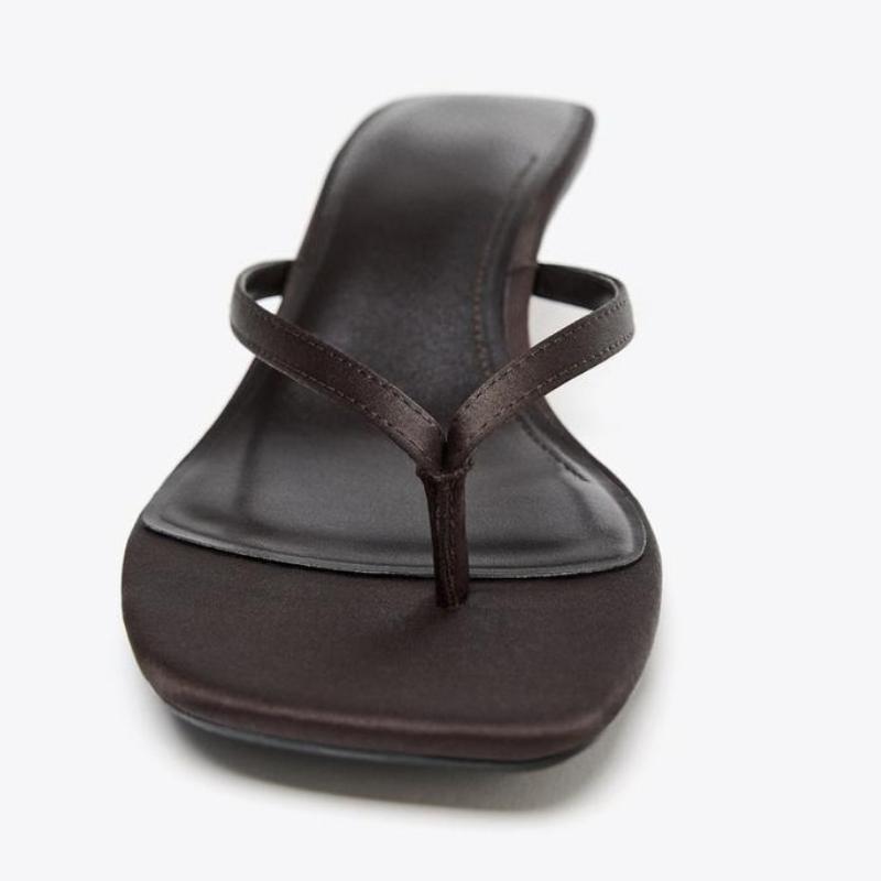 Fashion High Quality Black Silk Kitten Heel Design Brand Slipper Women Cozy Clip Toe Flip Flop Elegant Square Toe Thin Heel Slide Sandal