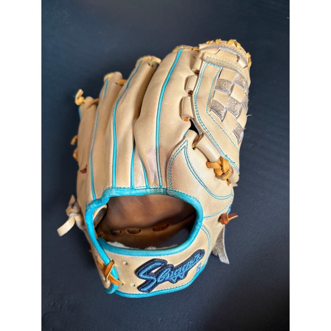 Used Kubota Slugger hard order glove KSG-AR1