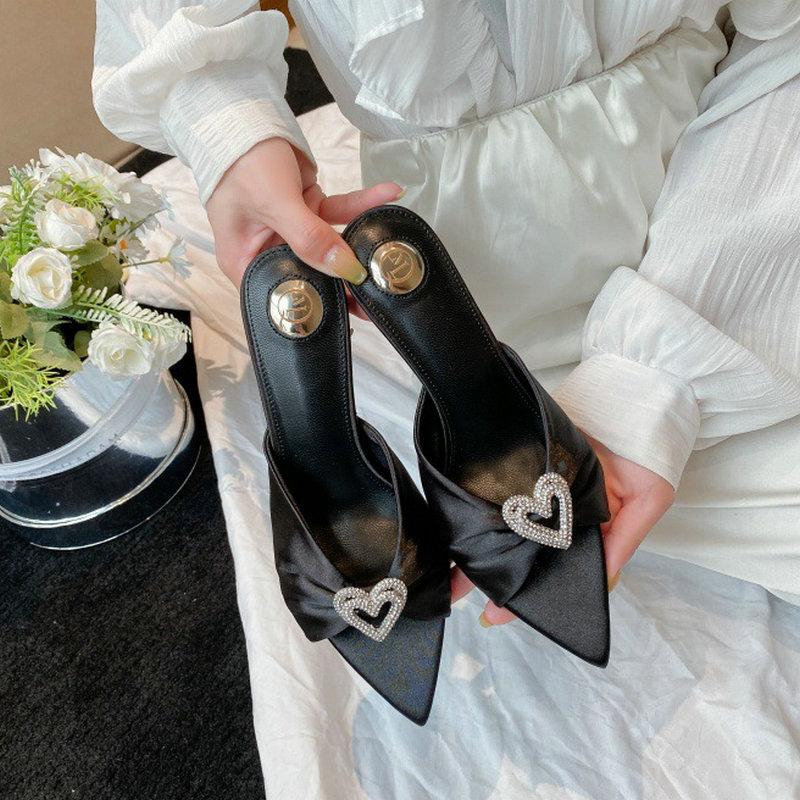 Fashion European And American 2025 Summer New Style Heart-Shaped Water Diamond Pointed-Toe Women'S High-End Thin-Heeled Open-Toe Sandals