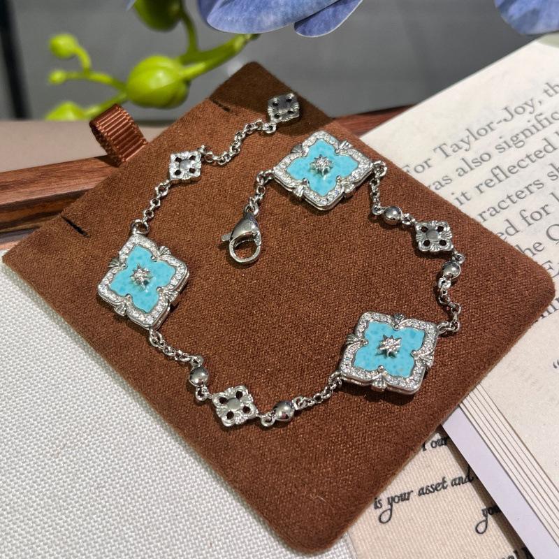 Italian Cloth Qi Lati Natural White Fritillary Four-Leaf Clover Bracelet Women'S Fashion Retro Rhombus Chalcedony Jewelry