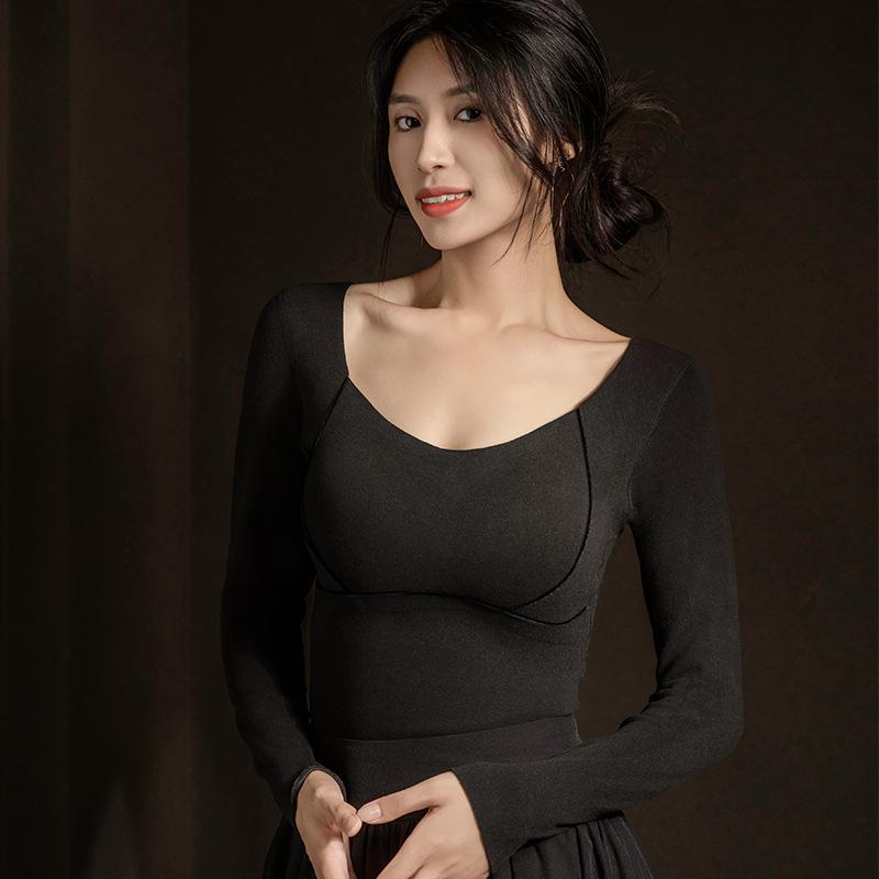 Women's Graphene Fleece-Lined Long Sleeve Underwear with Built-in Bra - 8866 Base Layer Top for Autumn/Winter