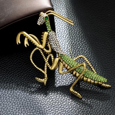 Broche de mantis de gran tamaño con incrustaciones de diamantes, accesorio de ropa de verano, broche de insecto animal vintage
