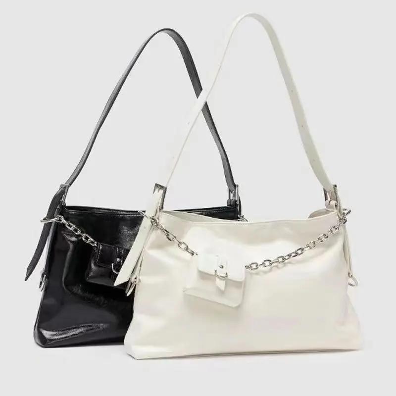 Tote Bag Women PU Luxury Chains Comes with Earphone Bag High-Capacity Shoulder Bag Handbag Euro-America Style Women Bag