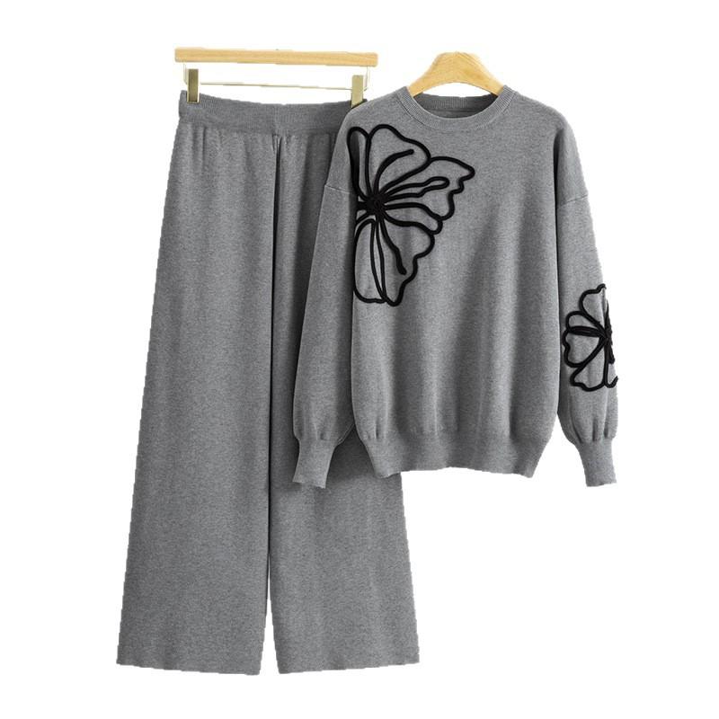 Fashionable Autumn and Winter Round-neck Contrasting Color Floral Line Knitted Fashion Top and Wide-leg Long Pants