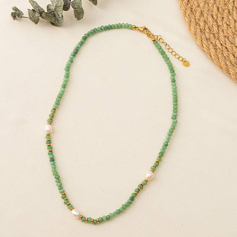 GEMCHIC Women s Natural Green Aventurine Beaded Necklace with Freshwater Pearls Ethnic Style Gold Chain Choker золотой