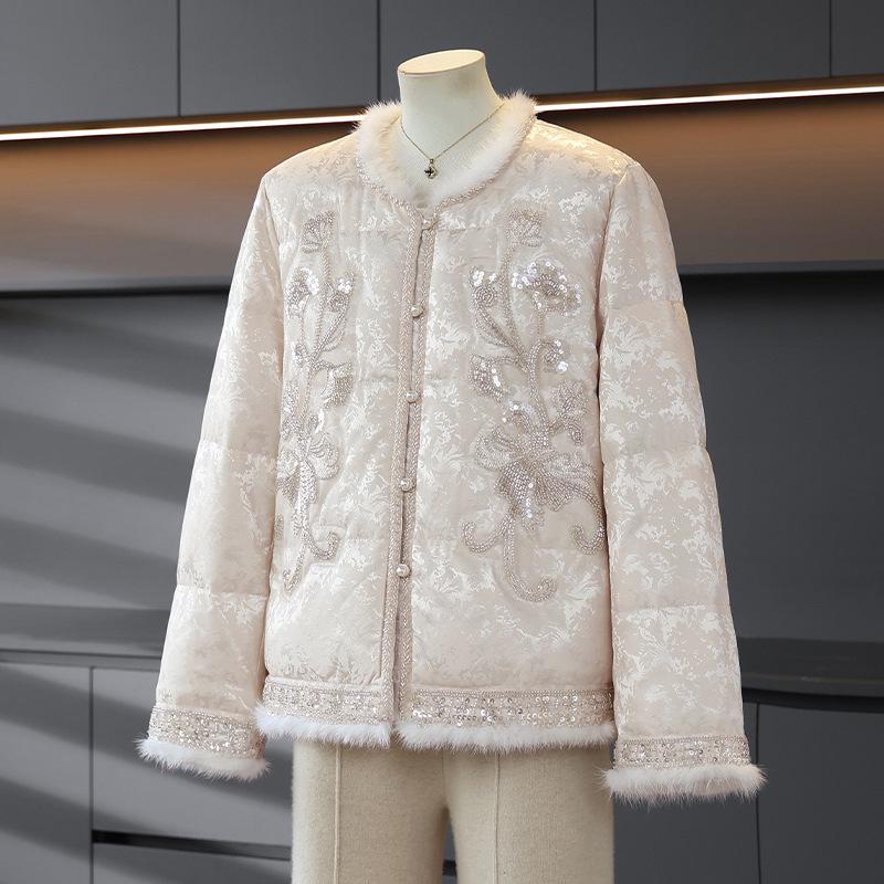 

2025 Women s Winter Jacket: Mid-Aged & Elderly Chinese Style Cotton Down Jacket M (110-130 lbs) білий