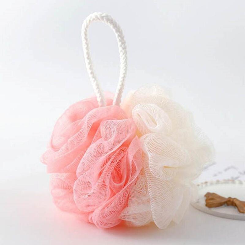 Fluffy two-tone daily foam ball