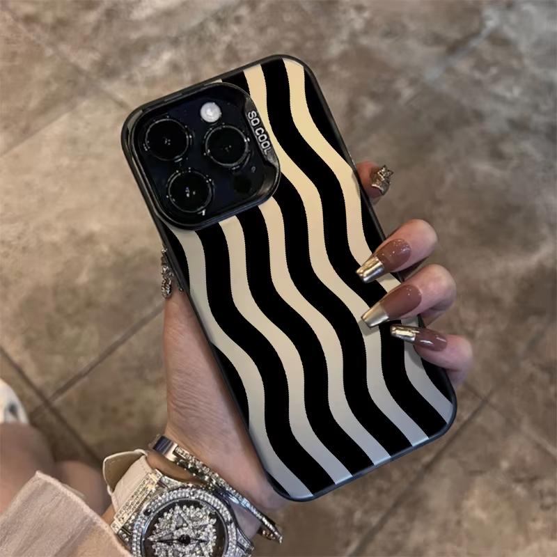 Black Striped Pattern Phone Case For Samsung Galaxy S23 S24 S25 S26 Ultra S22 S21 S20 Plus FE A15 A34 A35 A53 A54 A55 Cover