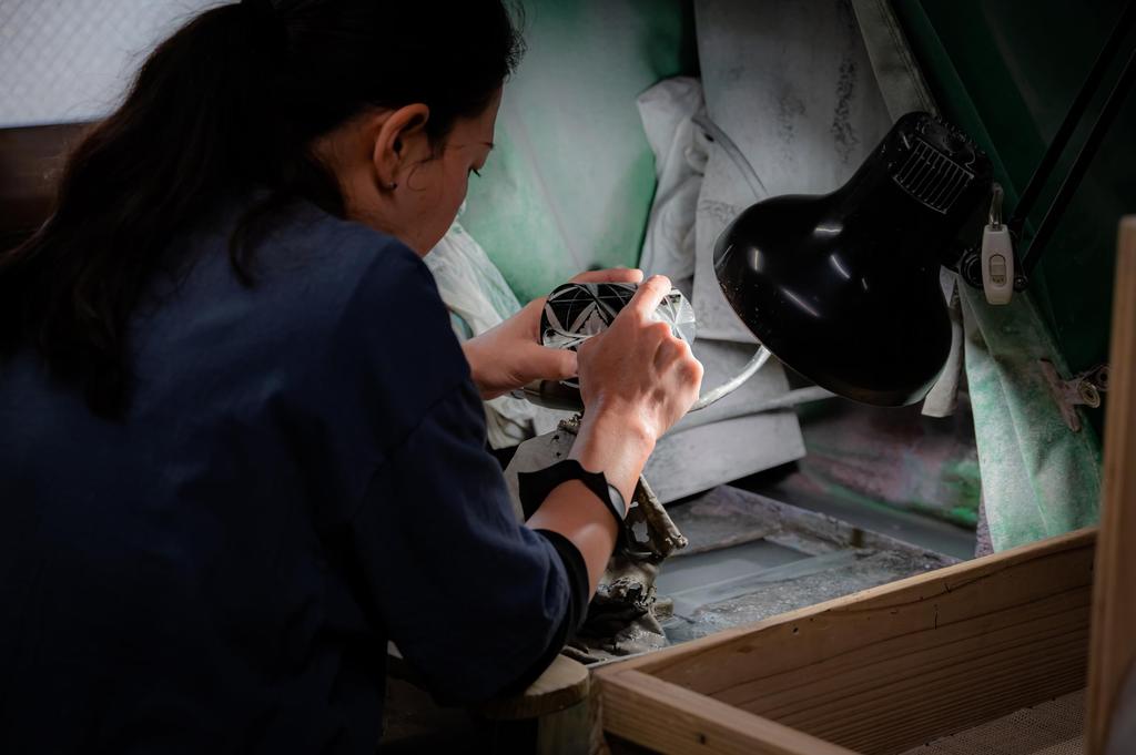 Glass Workshop Saiho Edo Kiriko Shochu Glass Rocks Glass Tumbler Glass Glass Cup Blue Pink Fuji Cherry Blossom Pattern Made In Japan Wooden Box Kiriko