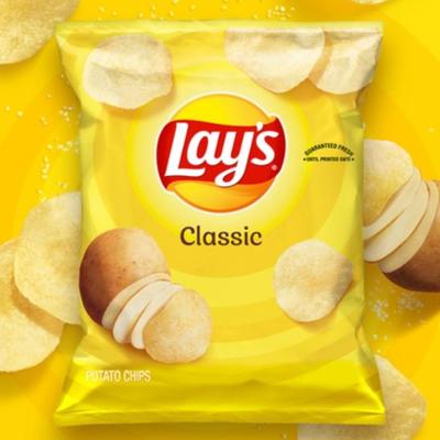 [Lay's] Classic Potato Chips / Cheddar & Sour Cream Potato Chips (42.5g/184.2g), Korean Snacks