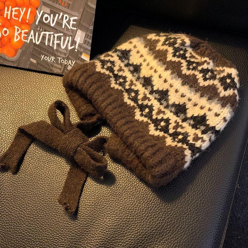 Knitted Hat for Women In Autumn and Winter High End Fashion Wool Hat Big Head Circumference Showing Face Small Warm Piles of Hat Cold Hat
