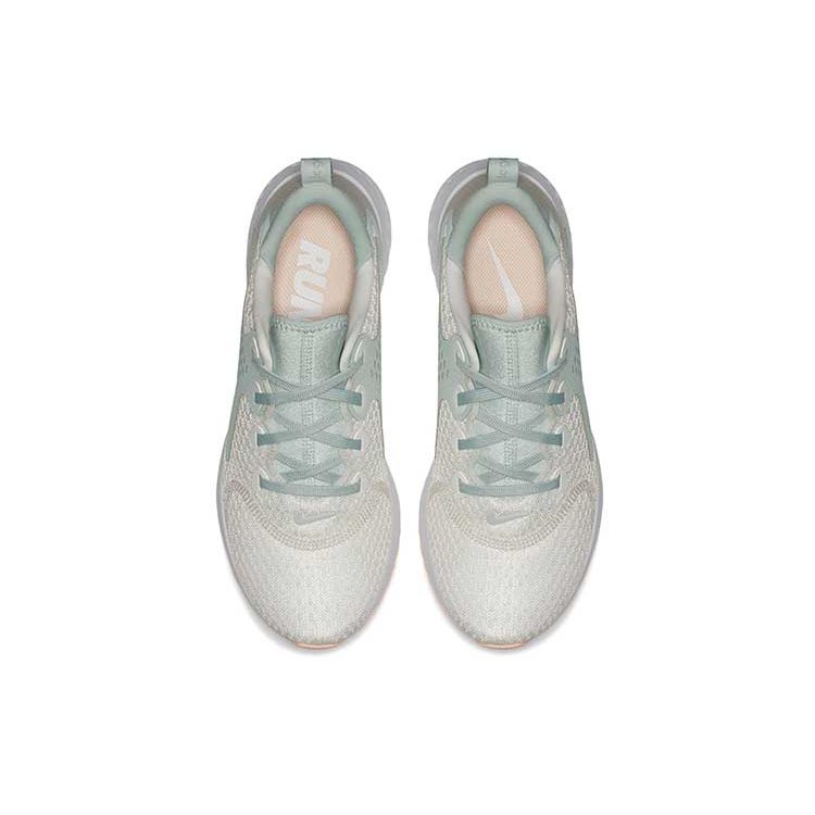 Nike Legend React Argento Chiaro Sneakers Donna Bianco Summit-White Argento Chiaro-Cremisi-Tinta-Grigio Lupo AA1626-101