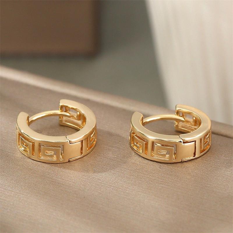 Vintage Geometry Mesh Pattern Hoop Earrings Copper Golden Plated Jewelry Simple Suitable For Women Daily Casual