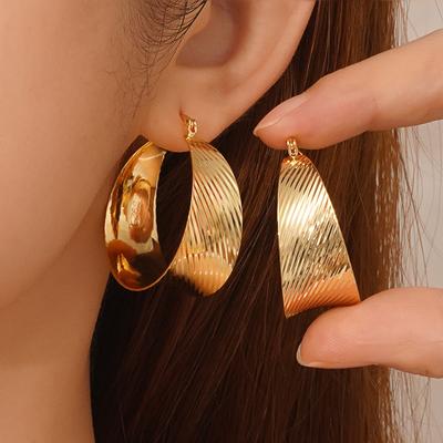 Copper C-Shaped Twill Earrings Simple And High-End Exaggerated Earrings Personalized Jewelry Gifts
