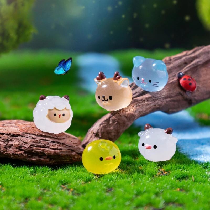 12/24/48pcs Luminous Mini Resin Animal Frog Tiger Figurine Glow in The Dark Miniature Figures Ornament Fairy Garden Accessories
