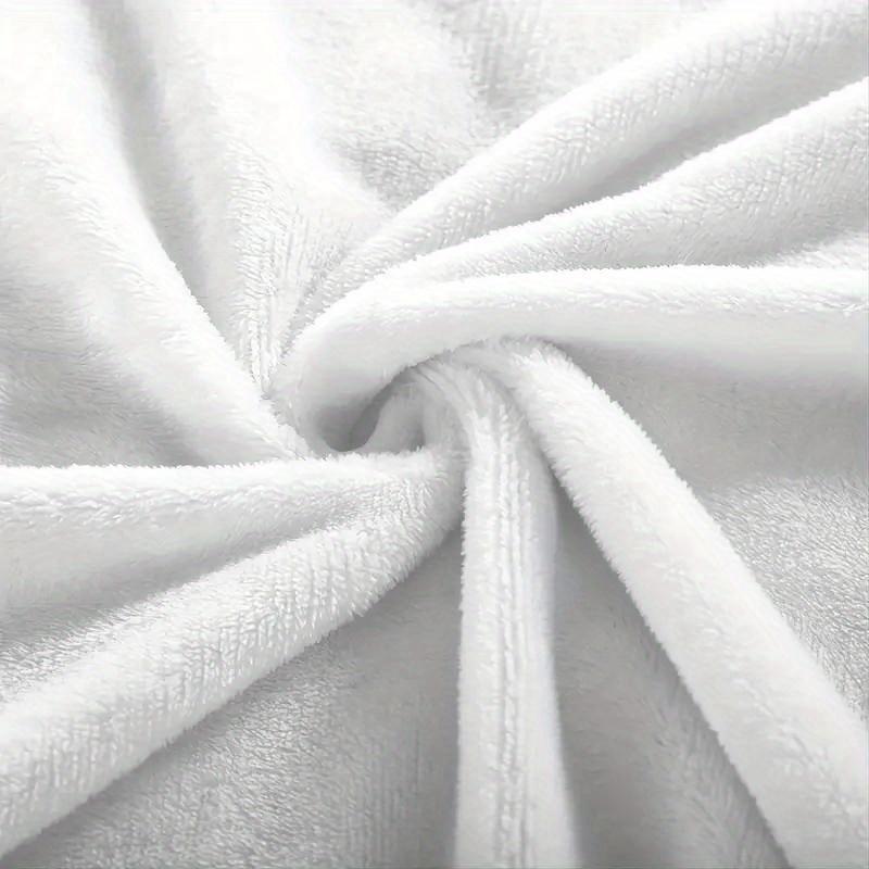 Christmas Reindeer & Snowman Flannel Throw Blanket, Soft Warm, Multi-Use for Sofa, Bed, Car, Office, Camping - Machine Washable,